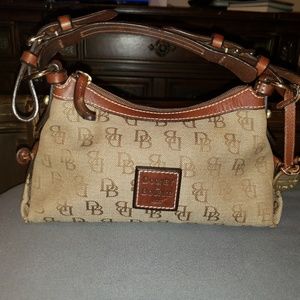Dooney & Bourke